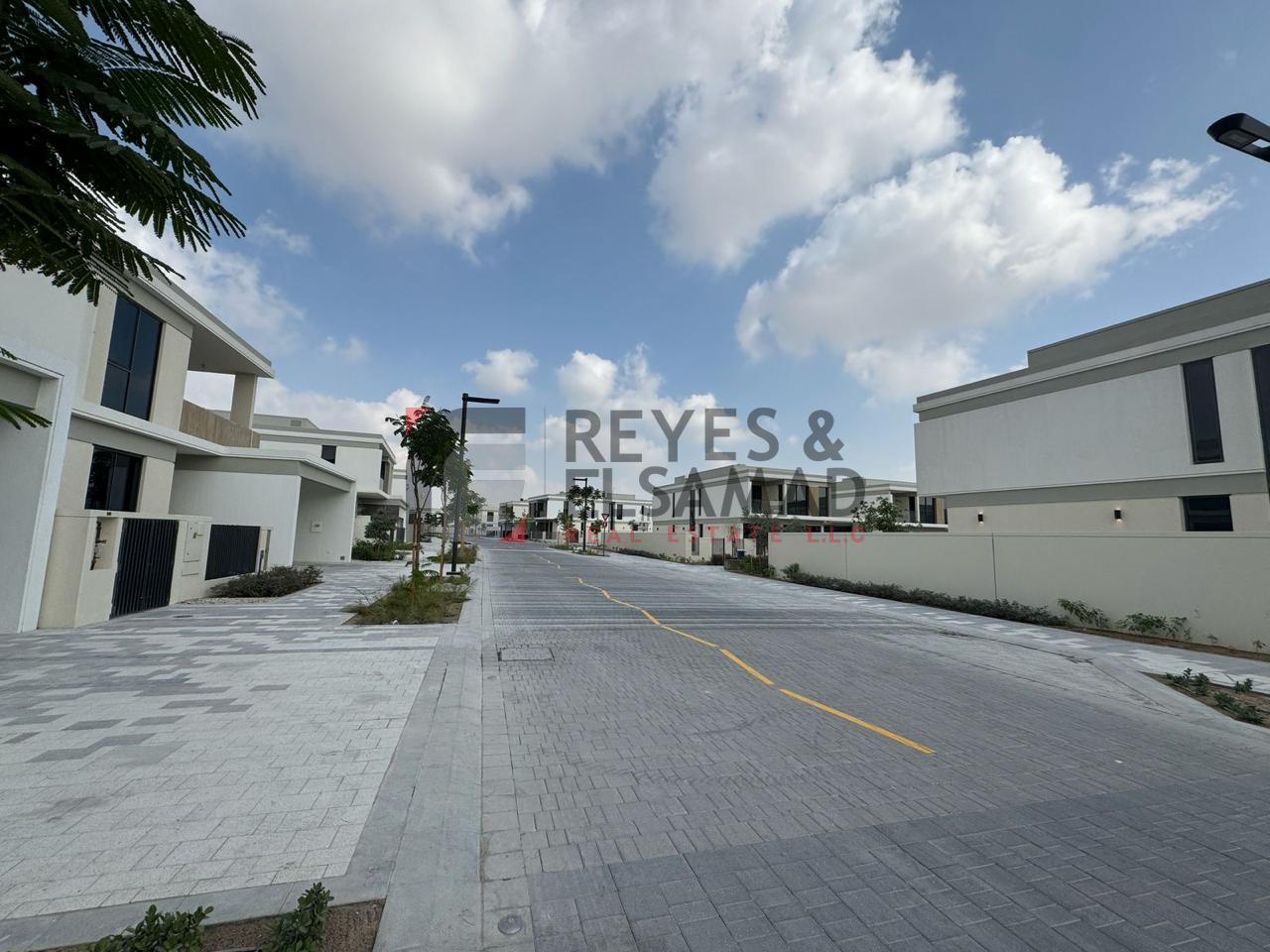 Brand New Villa  | Corner Unit | Huge Size Villa.