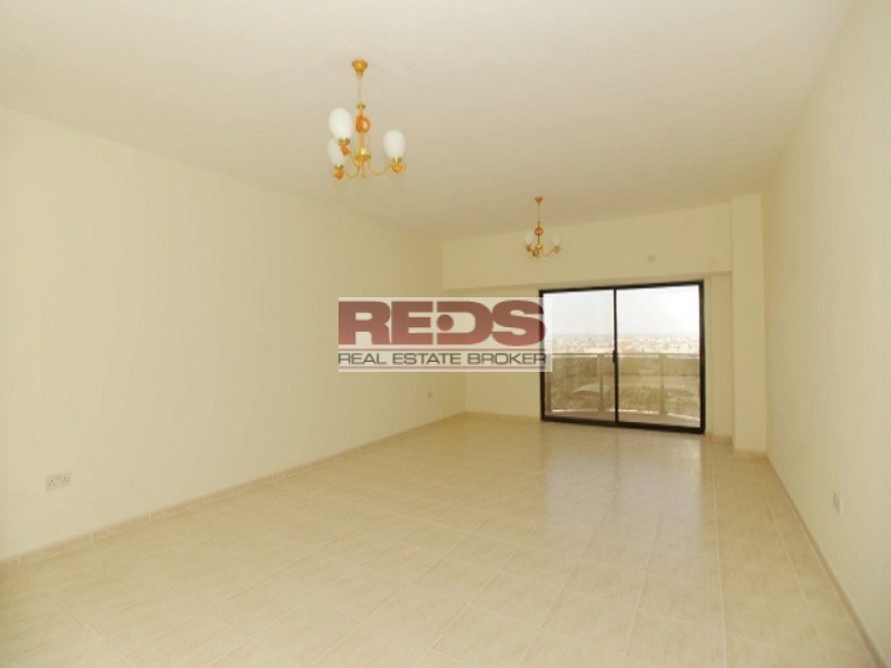 Newly Renovated Building -Rent - Sheikh Zayed Road