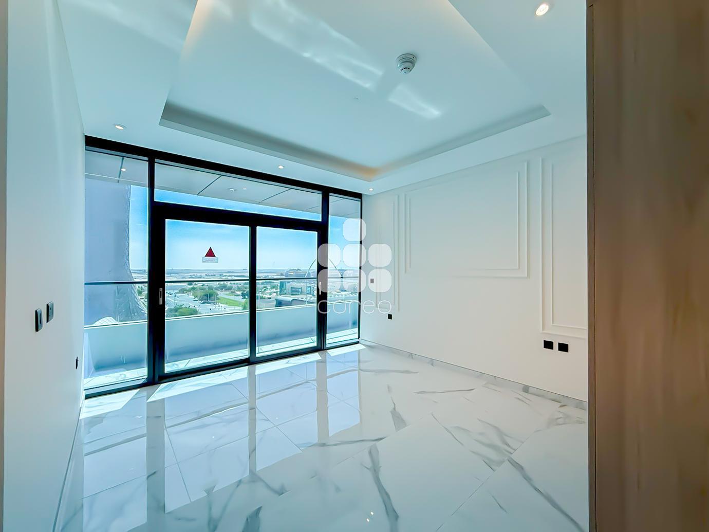 AMAZING 2 BDR + MAID SF APT | SEA VIEW | FOR SALE