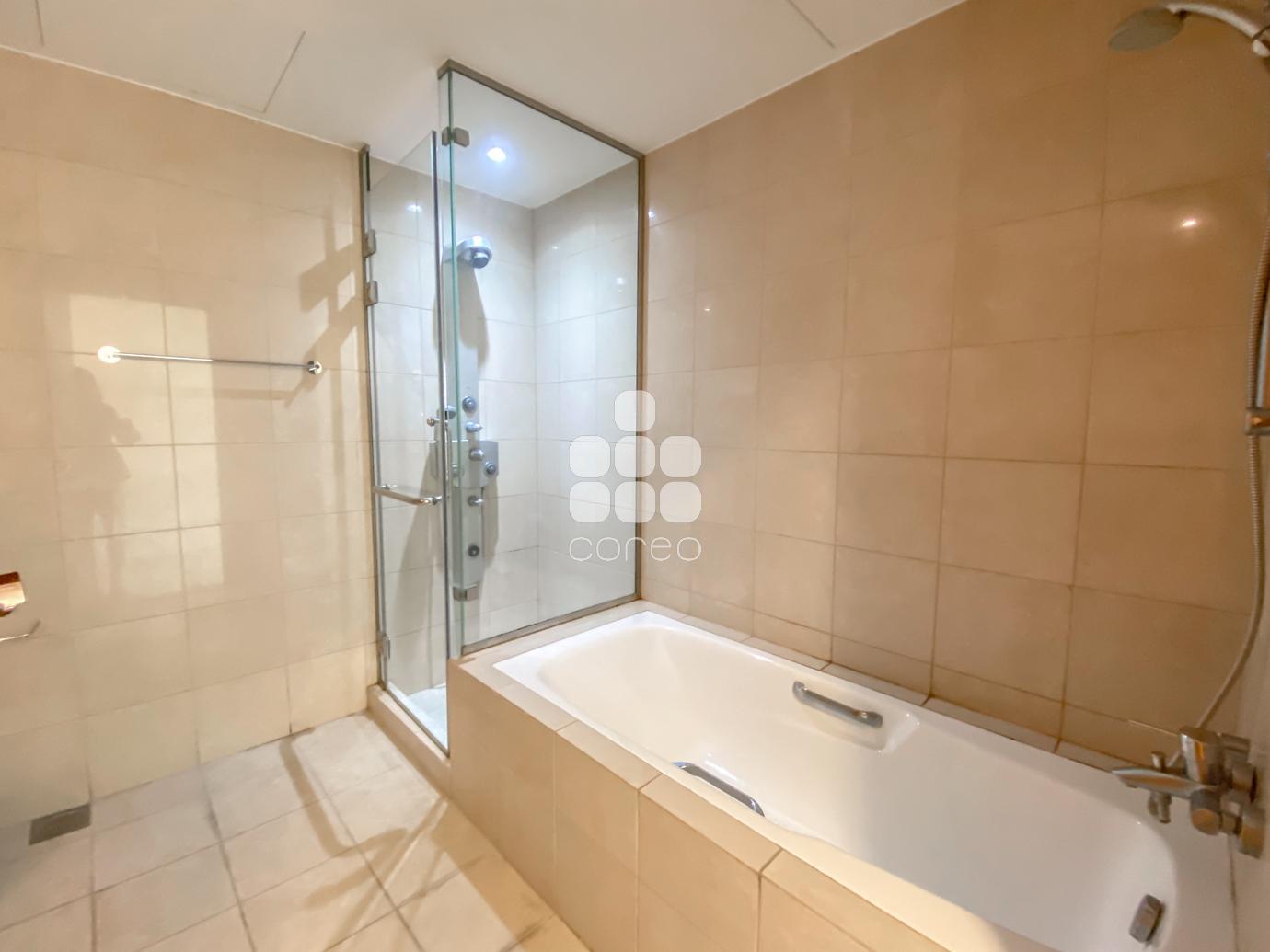 Image of property for rent sale in Qatar apartments villas offices