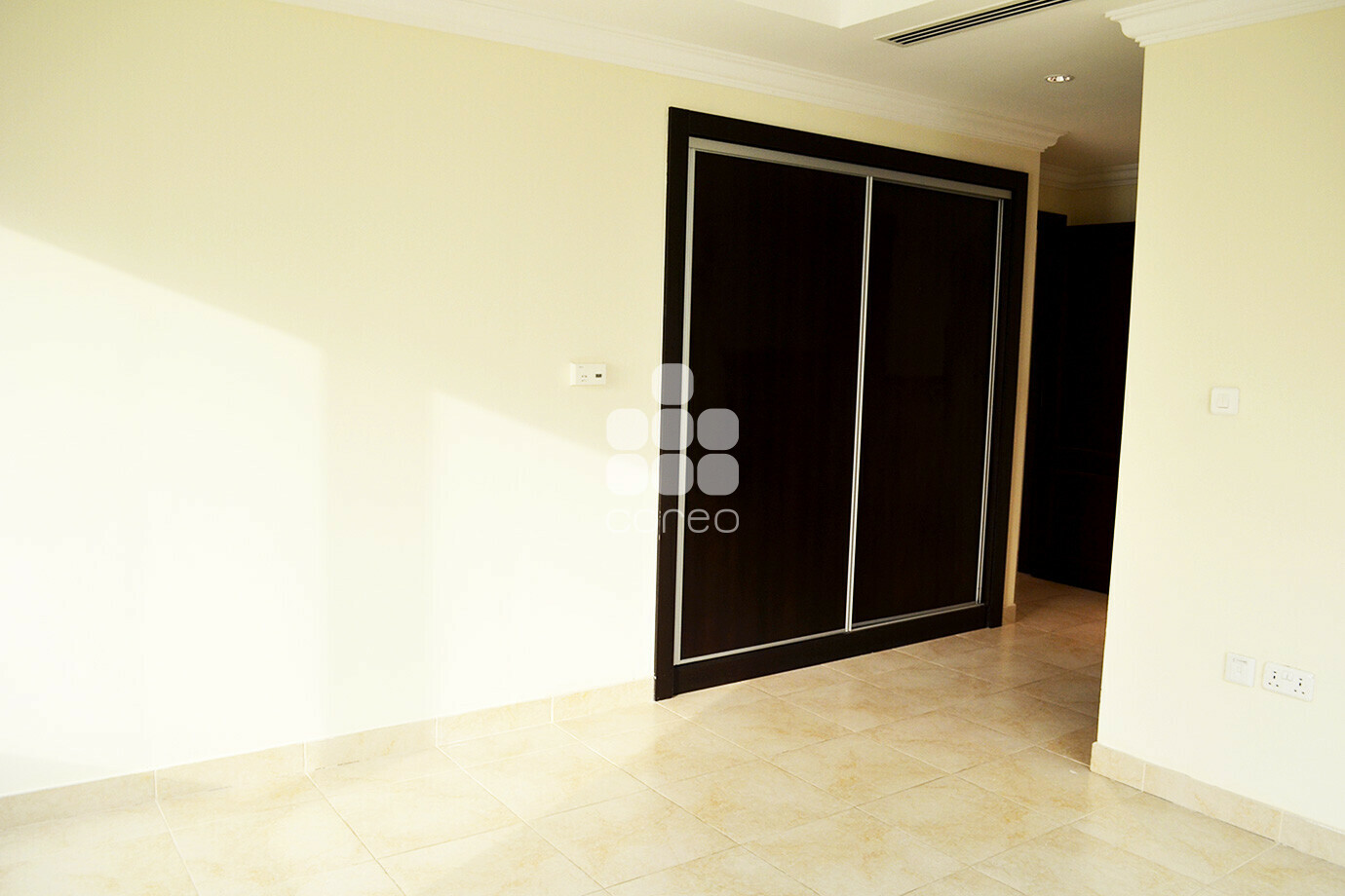 Image of property for rent sale in Qatar apartments villas offices