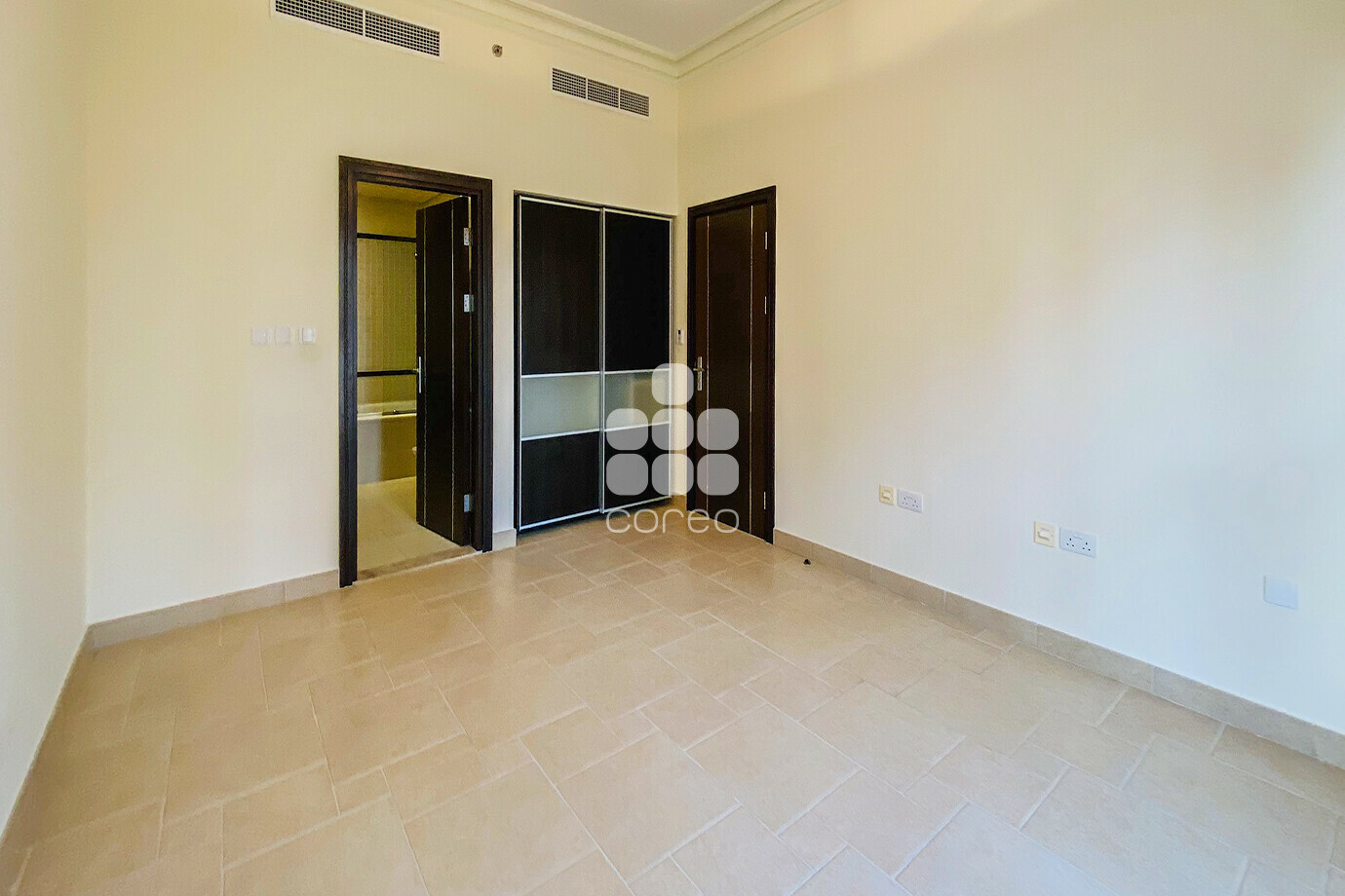 Image of property for rent sale in Qatar apartments villas offices