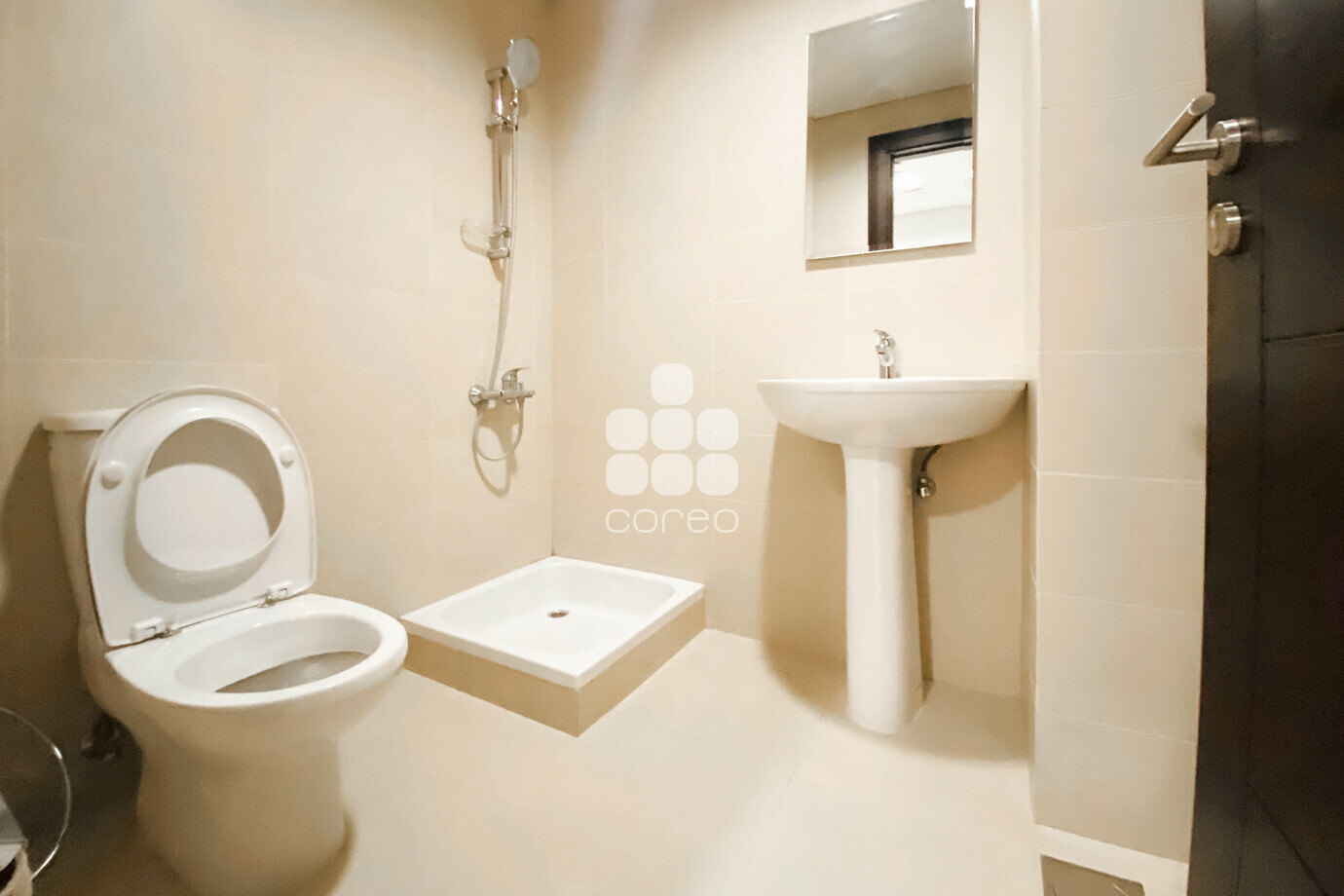 Image of property for rent sale in Qatar apartments villas offices