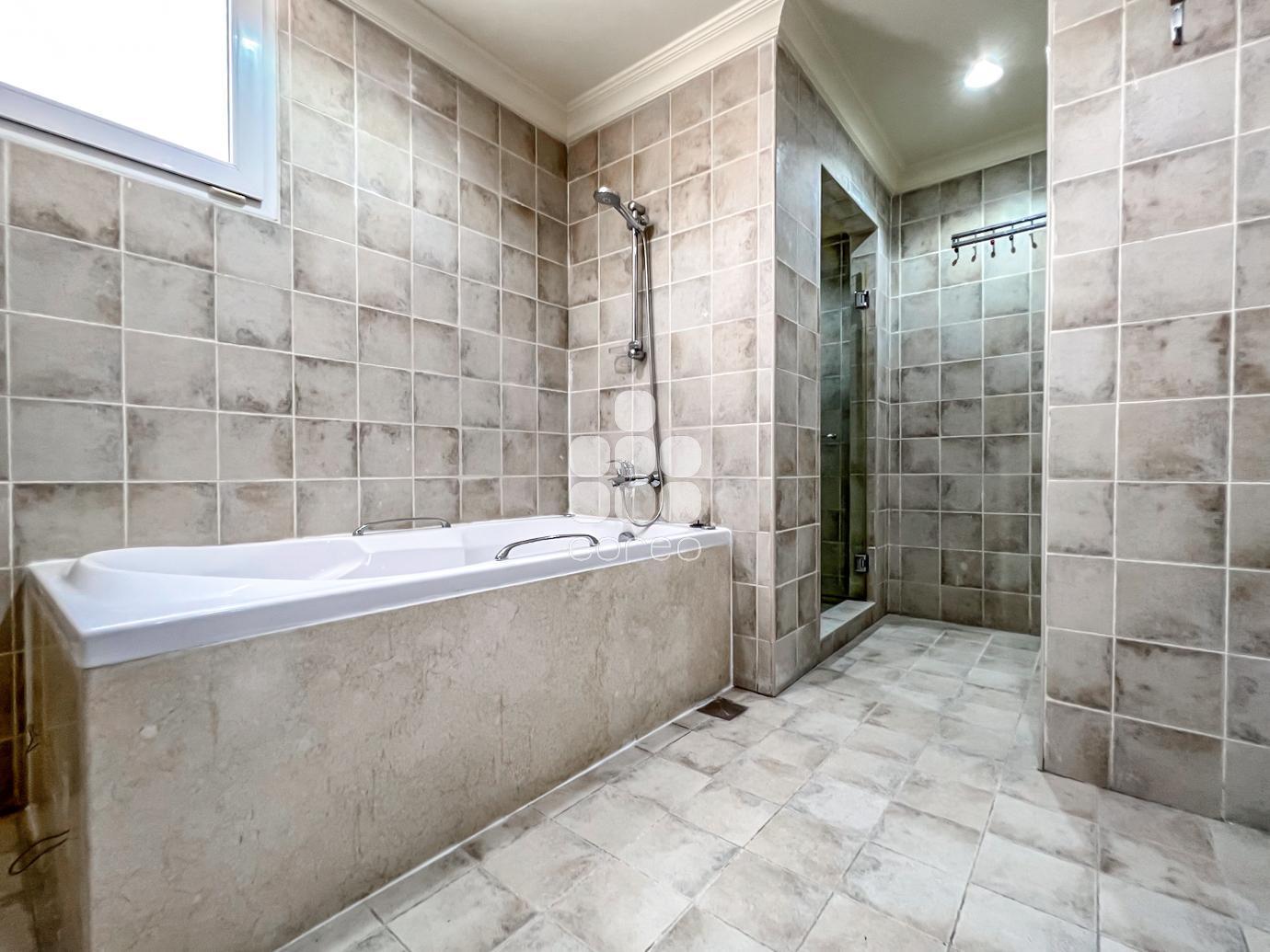 Image of property for rent sale in Qatar apartments villas offices
