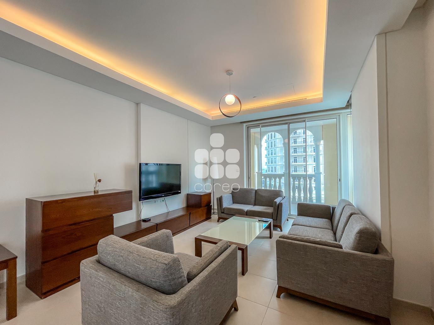 Stunning FF 2 Bedroom Apartment in VB