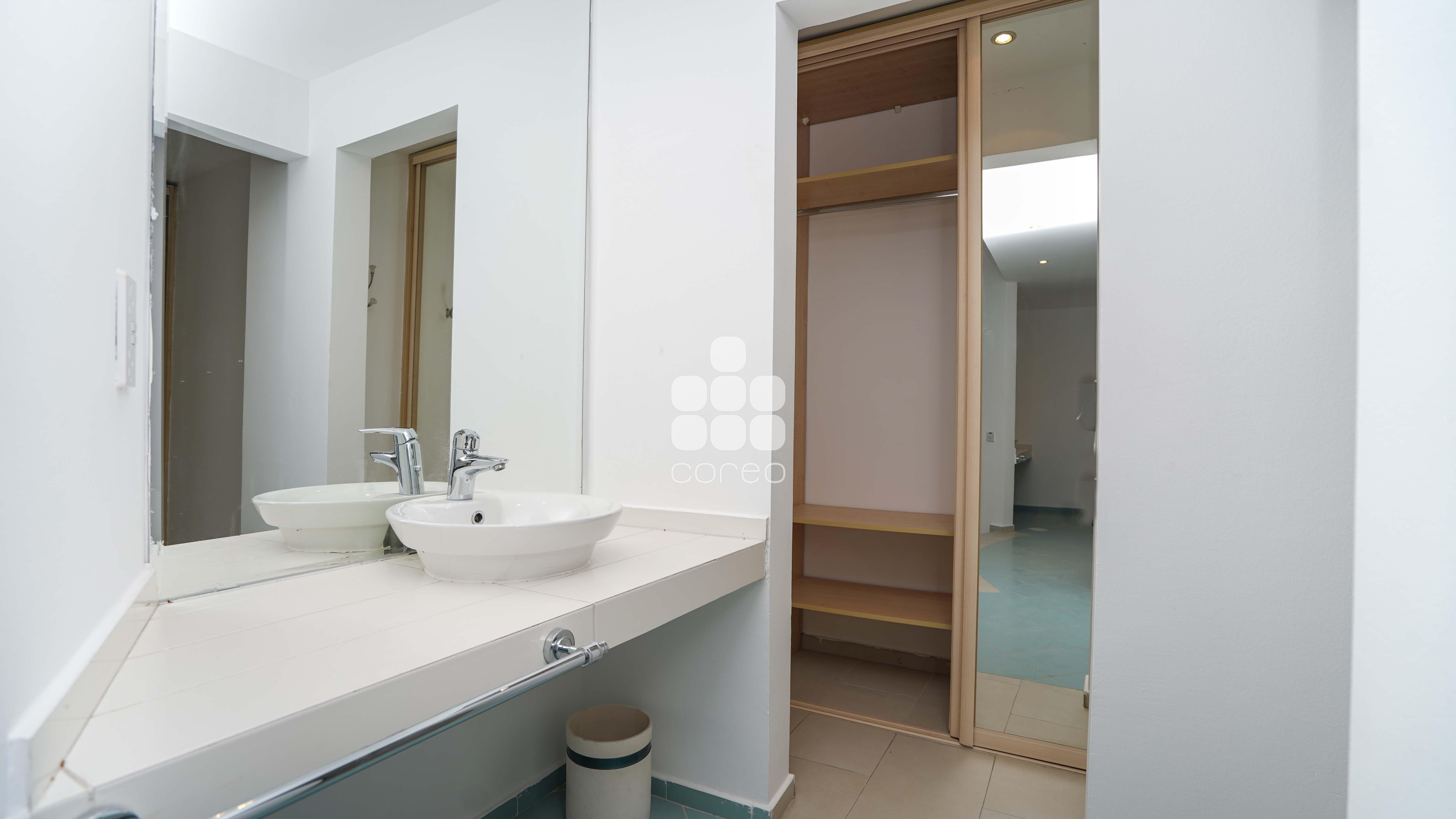 Image of property for rent sale in Qatar apartments villas offices