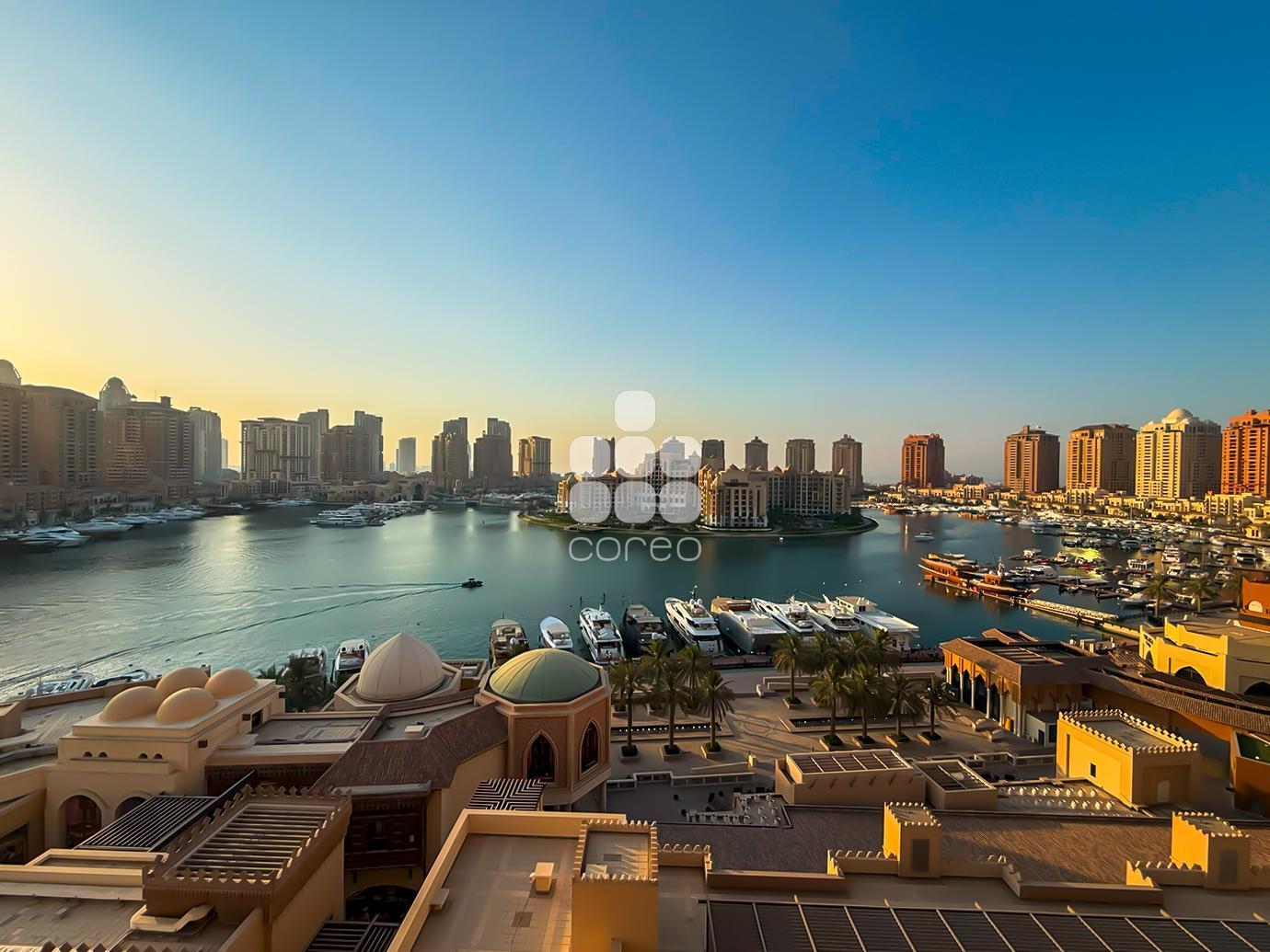 2-Bedroom Apartment with Stunning Marina View