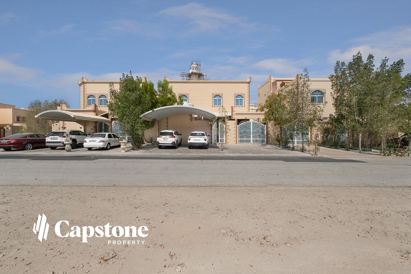 Spacious 7BR Villa Near Al Bidda Park and West Bay - Villa in Abu Talha Street