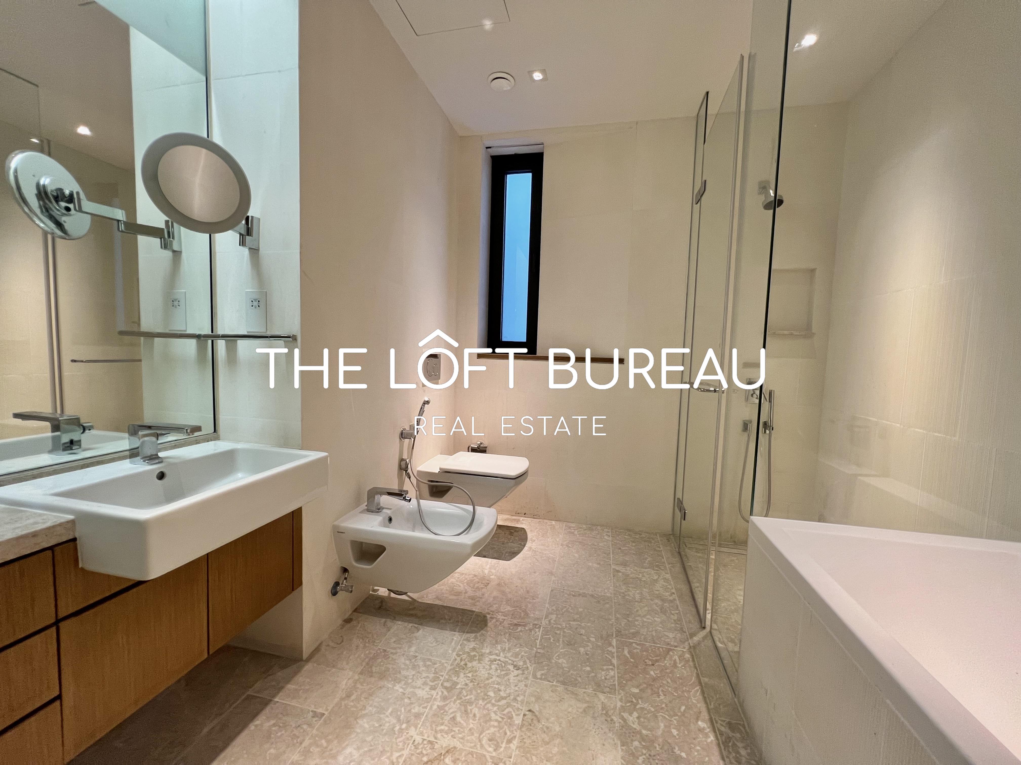 Premium Apartment | 5 rooms | UTILITIES INCLUDED - Apartment in Mandarin Oriental, Doha