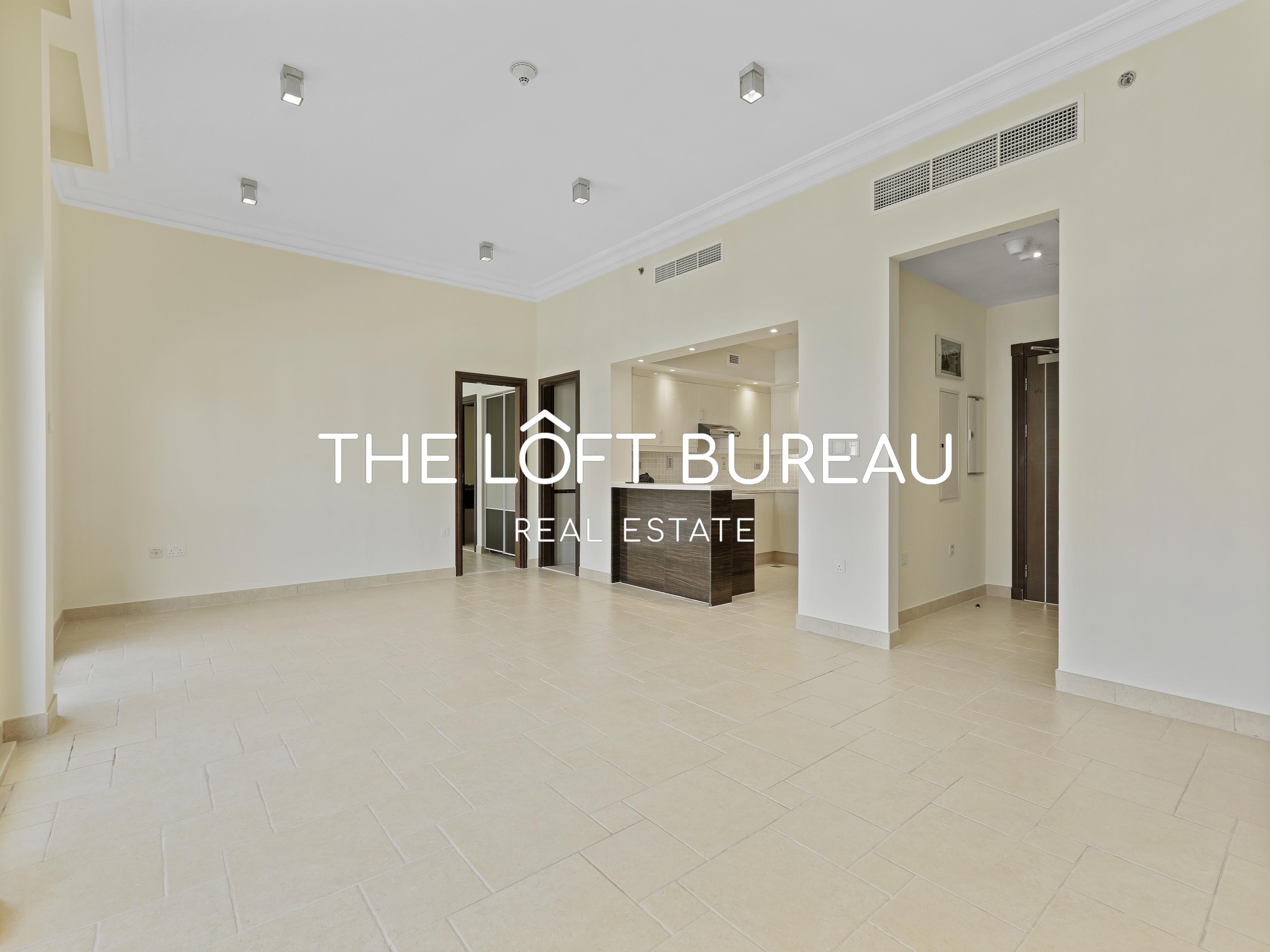 CANAL VIEW! LUXURIOUS 3 BR APARTMENT! HOT DEAL! - Apartment in Qanat Quartier