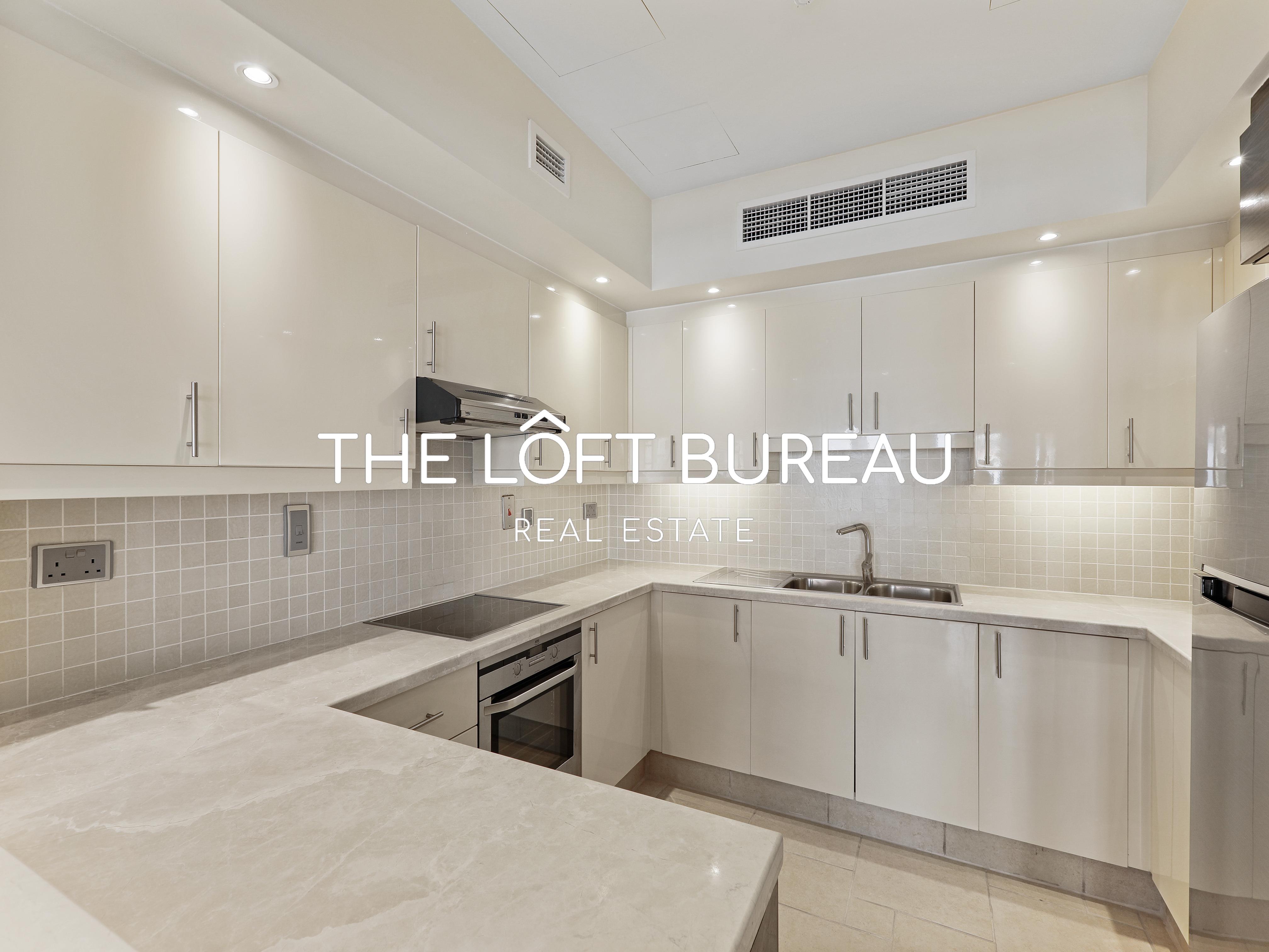 CANAL VIEW! LUXURIOUS 3 BR APARTMENT! HOT DEAL! - Apartment in Qanat Quartier