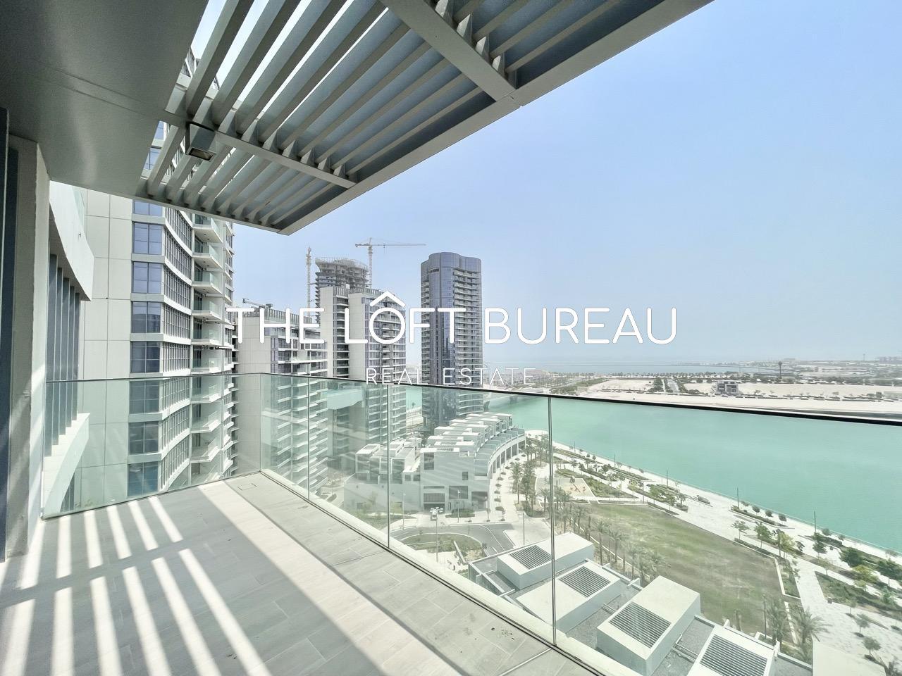 Luxurious Waterfront Villa!7 Years Payment Plan!