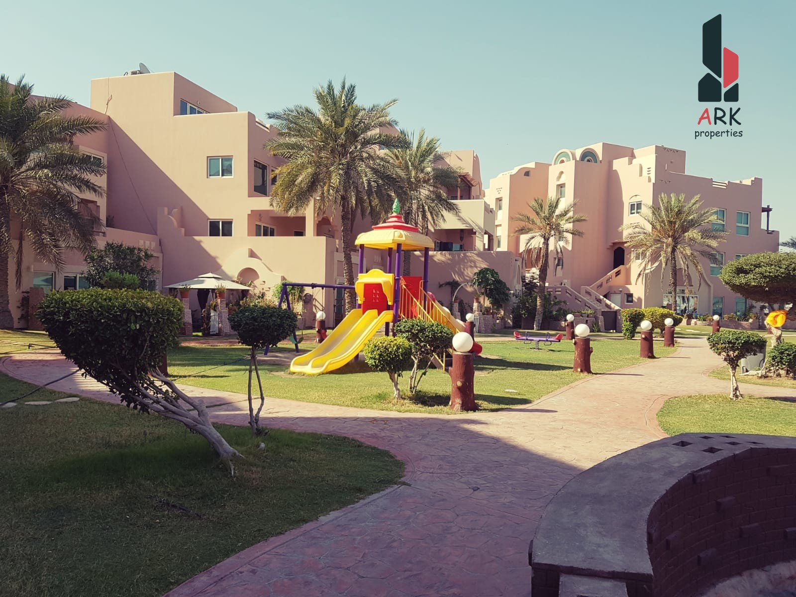 Sea view apartment,largepool, play area,party hall