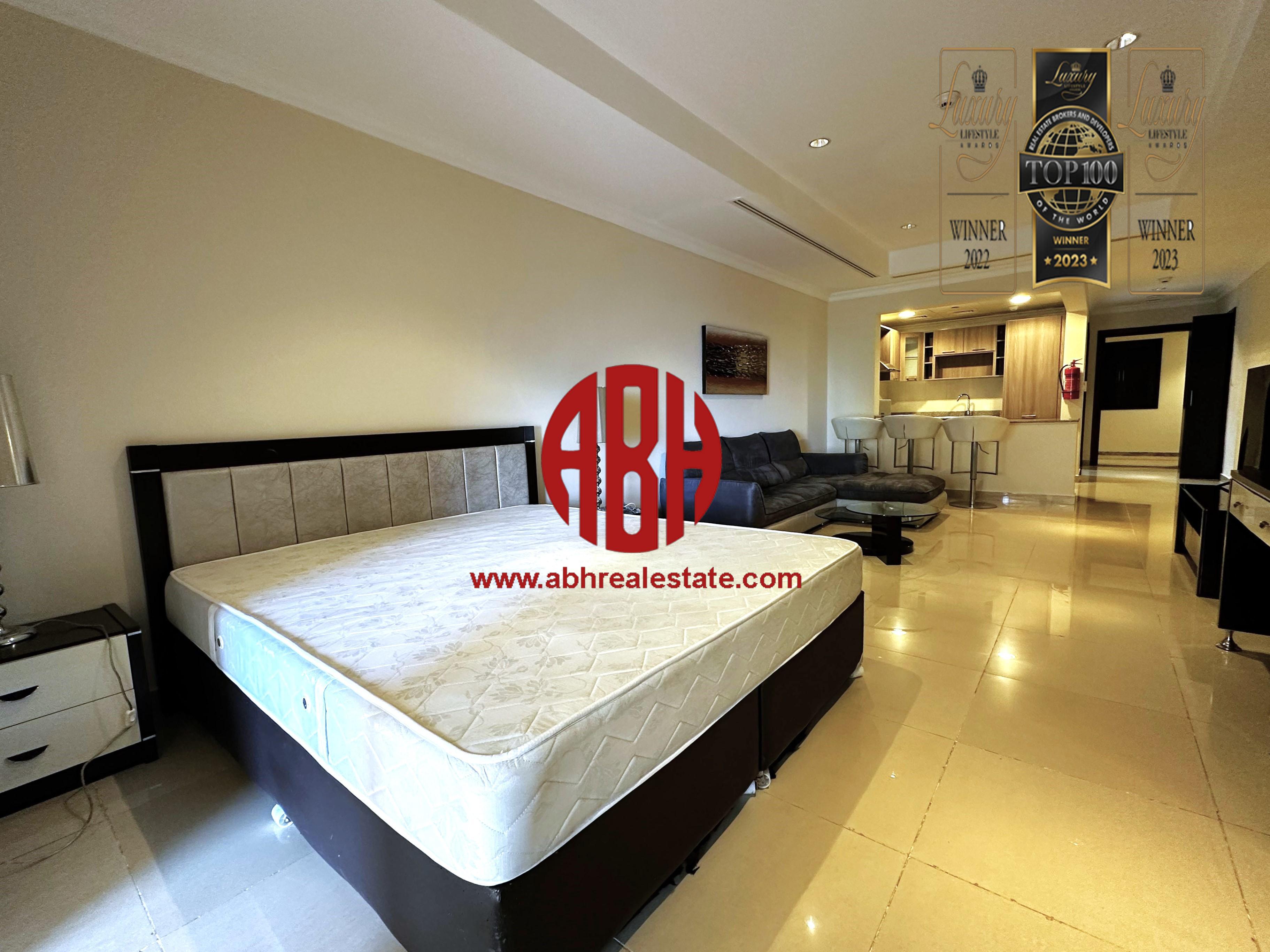 1 MONTH FREE | STUDIO WITH BALCONY | QCOOL FREE - Apartment in Tower 10