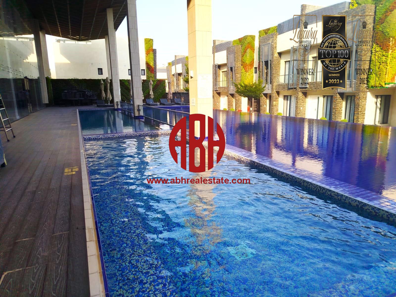 LUXURY FURNISHED 4 BDR + MAID VILLA | PRIVATE POOL - Compound Villa in Umm Al Amad
