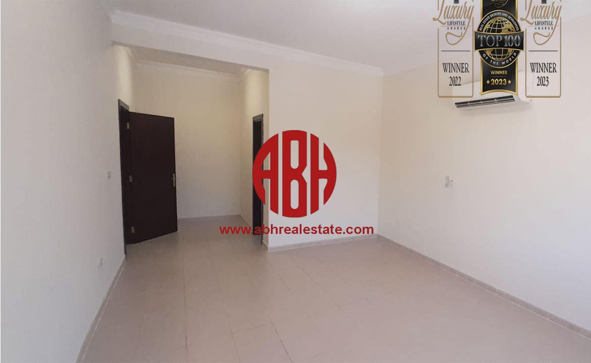 HOT DEAL | 5BDR VILLA + POOL ACCESS |CALM COMPOUND - Compound Villa in Wholesale Market Street