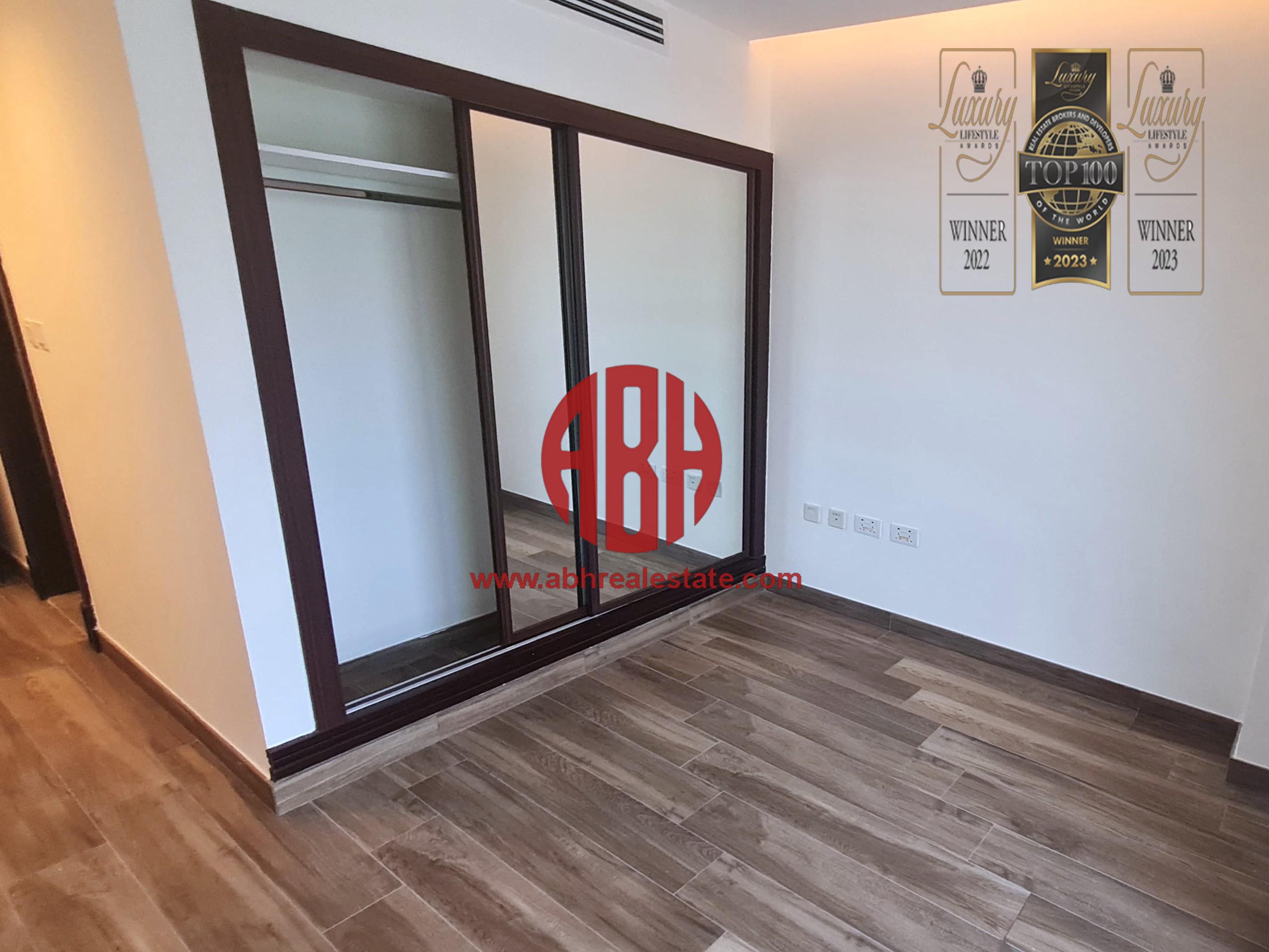 BILLS INCLUDED | STUNNING 2BDR CHALET | WATERFRONT - Townhouse in Viva East