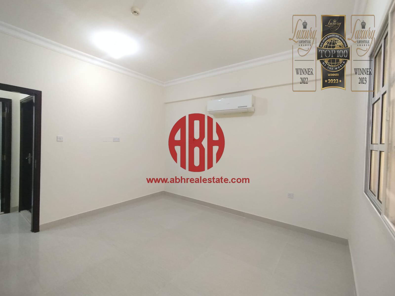 AMAZING OFFER | GENEROUS 2 BEDROOMS | TOP LOCATION - Apartment in Madinat Khalifa Building 58