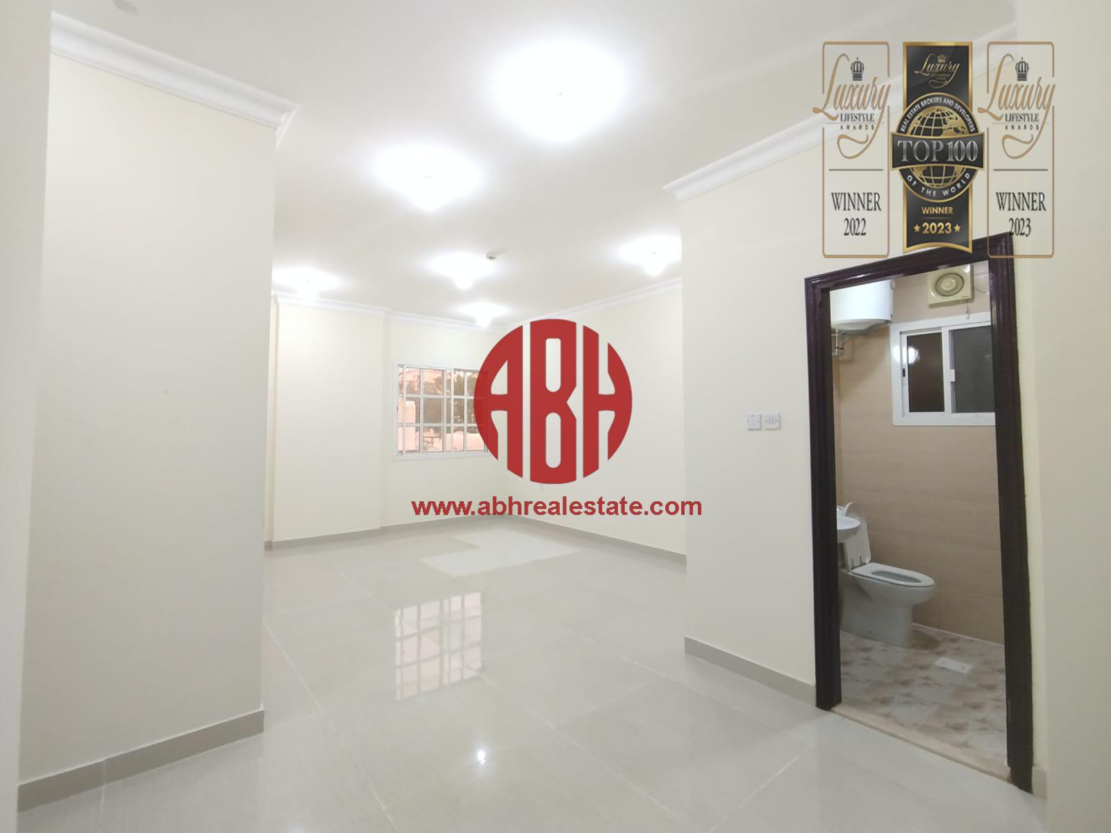 AMAZING OFFER | GENEROUS 2 BEDROOMS | TOP LOCATION - Apartment in Madinat Khalifa Building 58