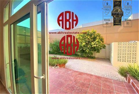HUGE 3BDR+MAID VILLA WITH GARAGE AND GARDEN - Villa in Ain Khaled Villas