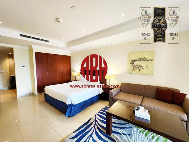BILLS INCLUDED | UNIQUE STUDIO | FULL MARINA VIEW - Apartment in East Porto Drive