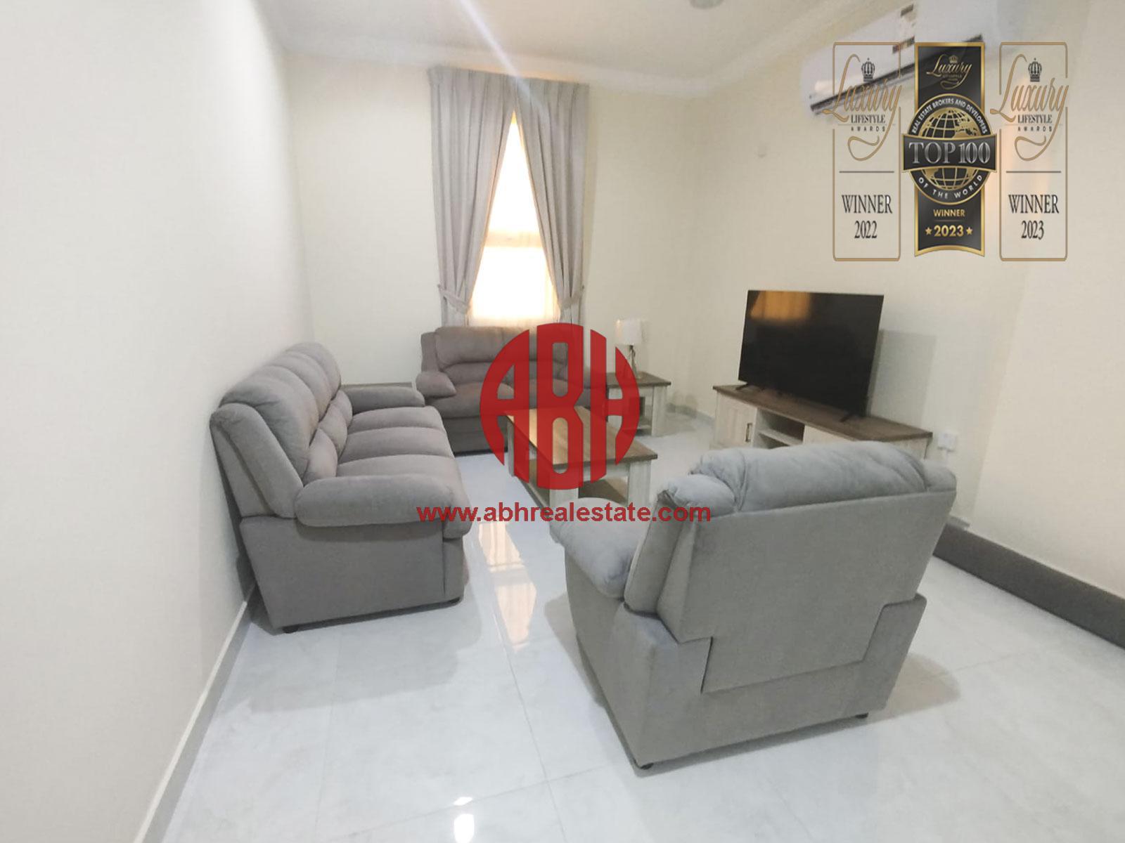 GREAT DEAL | MODERN 2 BDR FURNISHED | CENTRAL SPOT