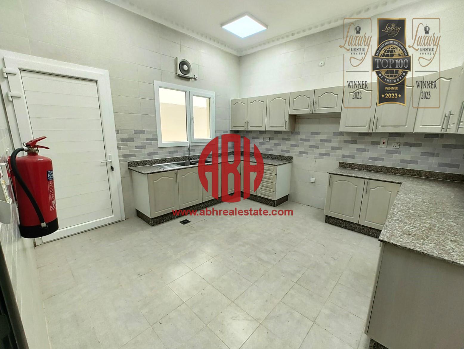 EXCLUSIVE UNITS |SPACIOUS 5BR VILLA |CALM COMPOUND - Compound Villa in Al Kheesa