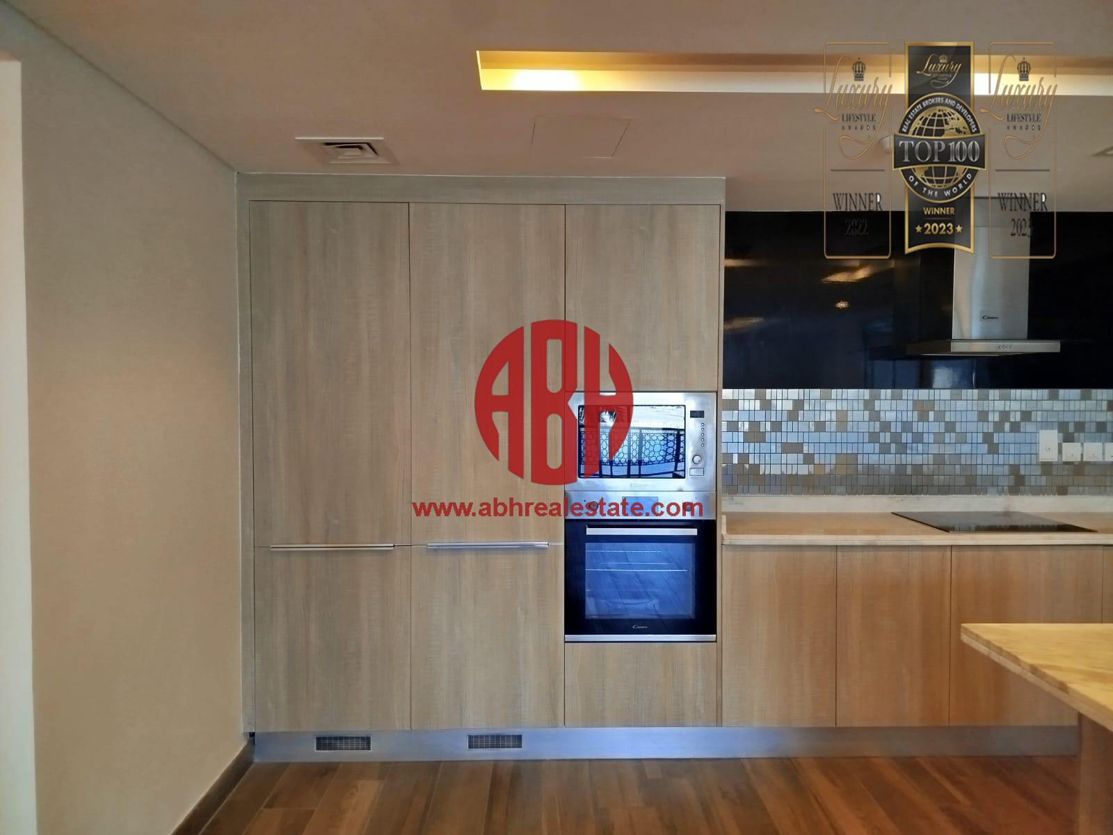 BEACHFRONT CHALET | COZY 2 BEDROOM |BILLS INCLUDED - Townhouse in Viva East