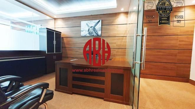 FULLY FITTED OFFICE IN LUSAIL | HIGH FLOOR - Office in Burj Al Marina
