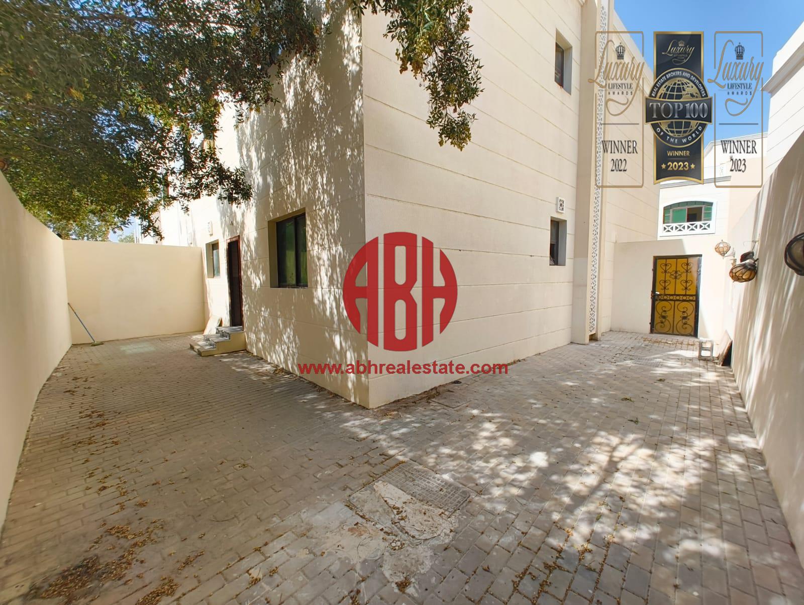 LARGE 6BR VILLA | GREAT FOR FAMILY/ STAFF ACCOM - Villa in CAP 14