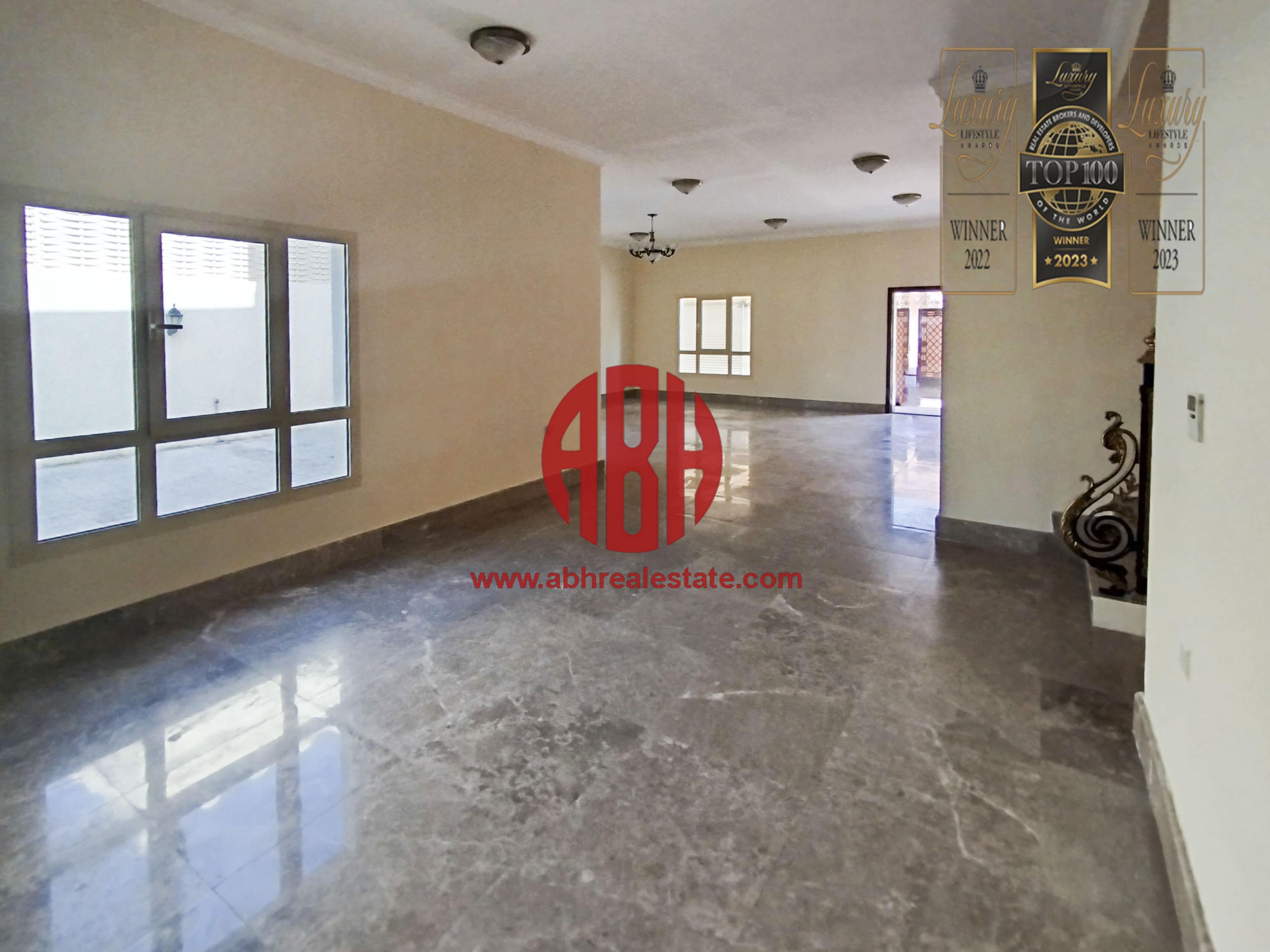STANDALONE VILLA | LARGE 5 BDR HOME| BEST LOCATION - Villa in Al Nuaija Street