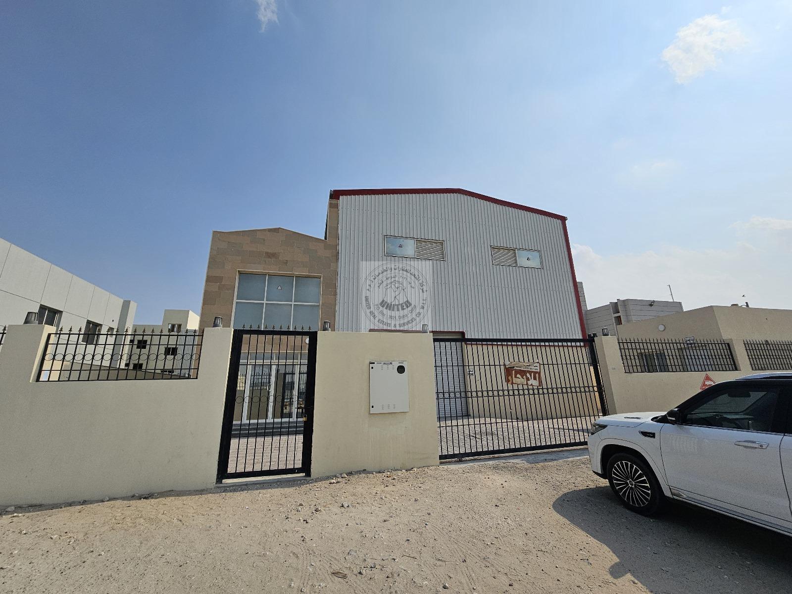 Warehouse ( Store ) in Birkat al awamer area - Warehouse in Birkat Al Awamer
