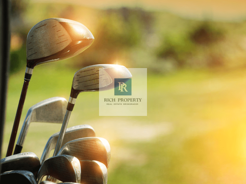 Resale | Luxury Living | Golf View