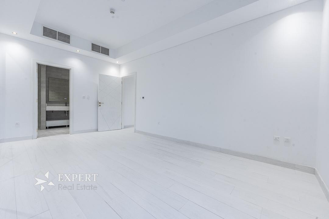 Big Apartment for Family and 20% DP with Sea View - Apartment in D22