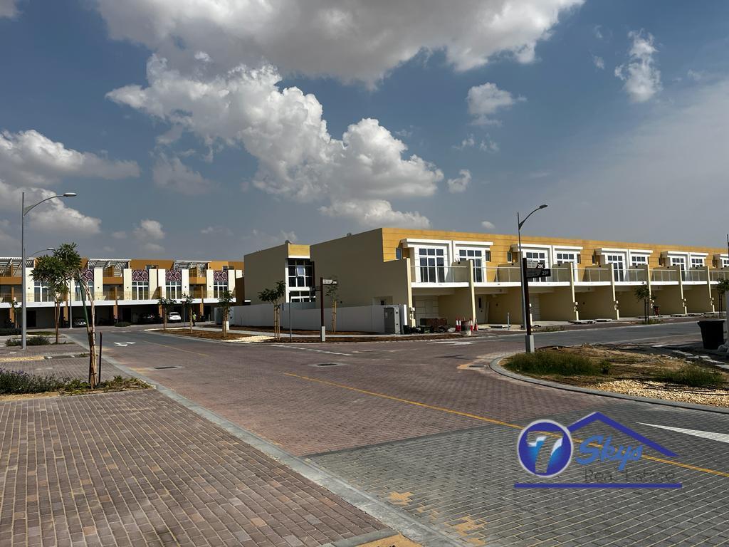Townhouse for Rent in Avencia 2 at Damac Hills 2 - Dubai