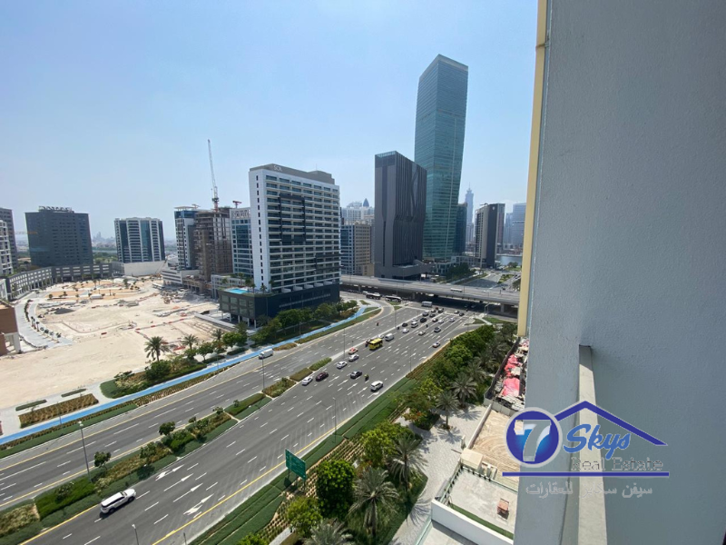 Apartment for Rent in SOL Avenue at Business Bay - Dubai