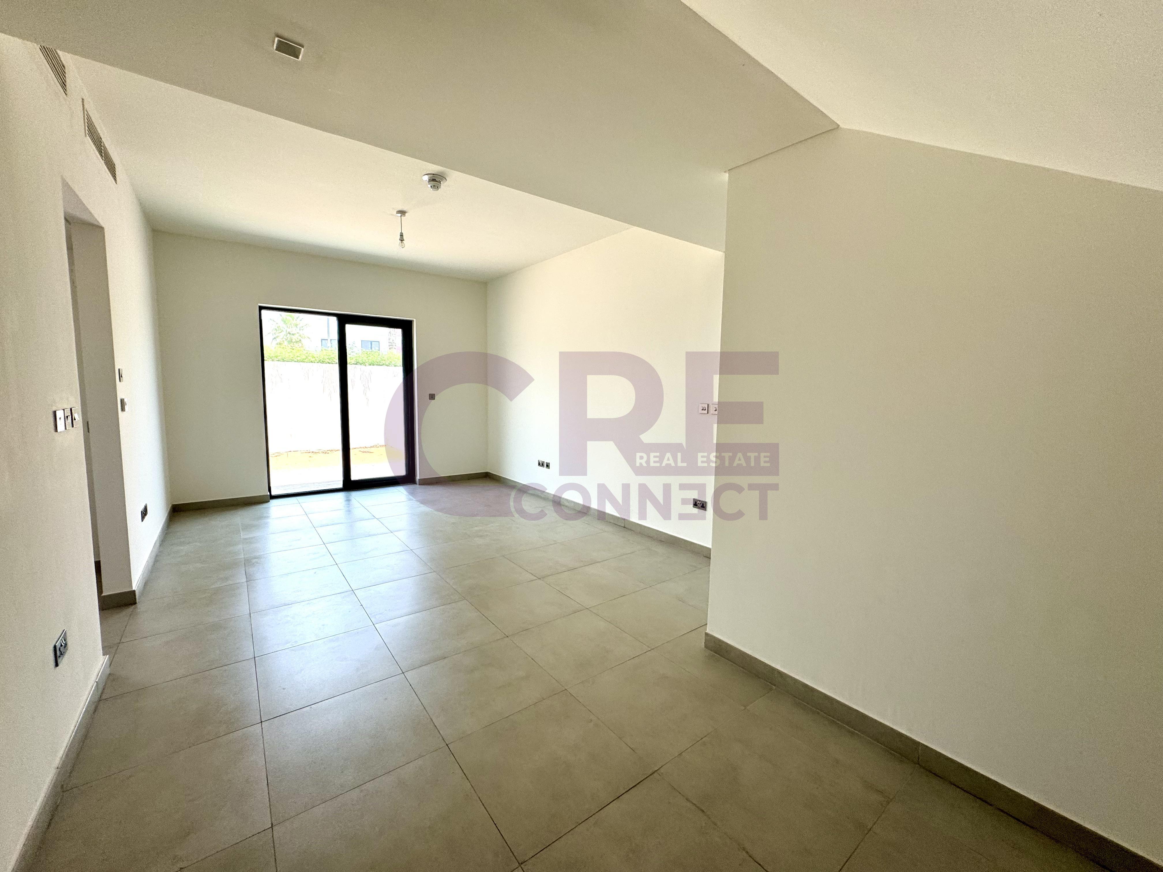 Single Row Unit | Prime Location | Ready