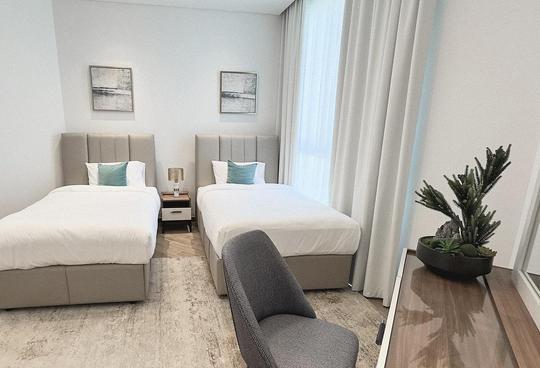 SEA VIEW | NO COMM | 2 MONTH FREE |FULLY FURNISHED - Apartment in Floresta Gardens