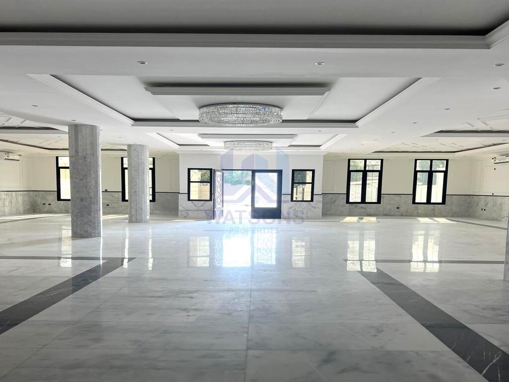 NEW LARGE LUXURY 8BR STANDALONE VILLA FOR SALE - Villa in Al Kheesa