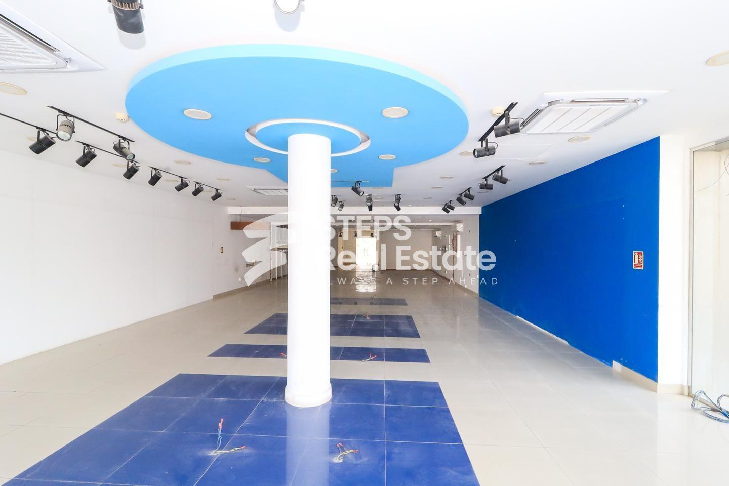 Ground Floor Shop with Mezzanine in Salwa Road - Shop in Al Ain Center