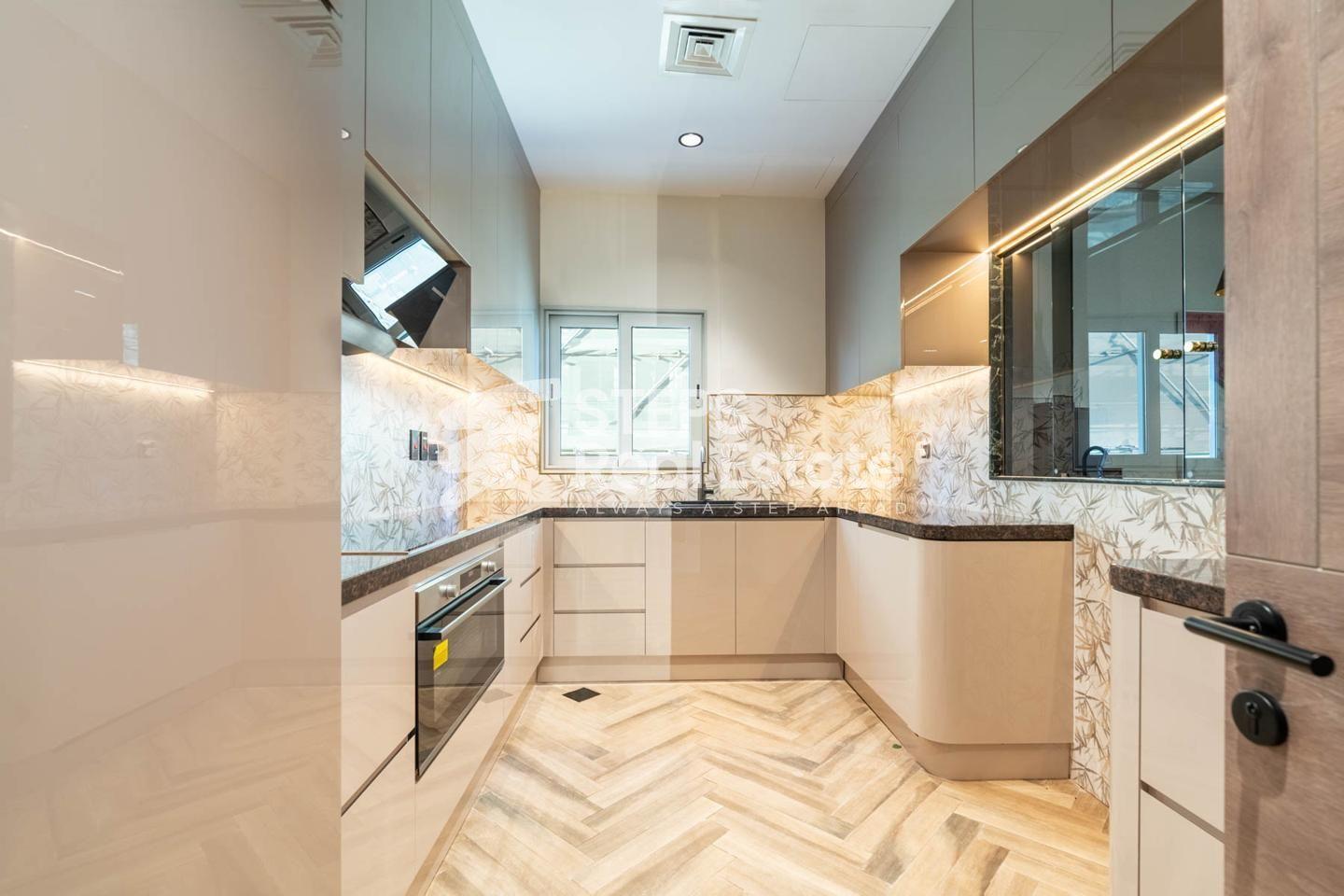 Luxury 4BHK Duplex Apartment | High-End Finishes - Apartment in Giardino Village
