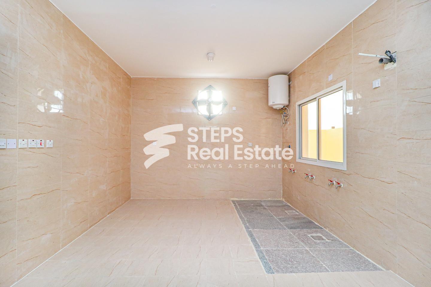 54 Rooms Labor Camp for rent — Al Shamal - Labor Camp in Umm Al Amad