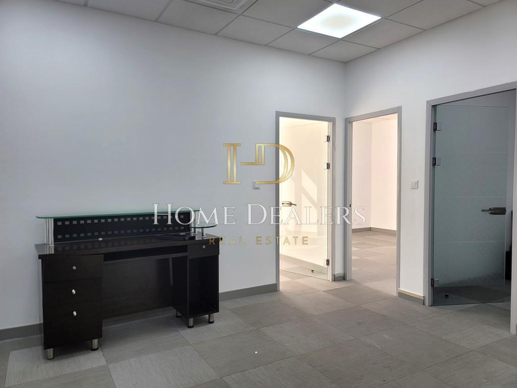 1 Month Free | Semi Fitted Office In Doha - Office in Doha Al Jadeed