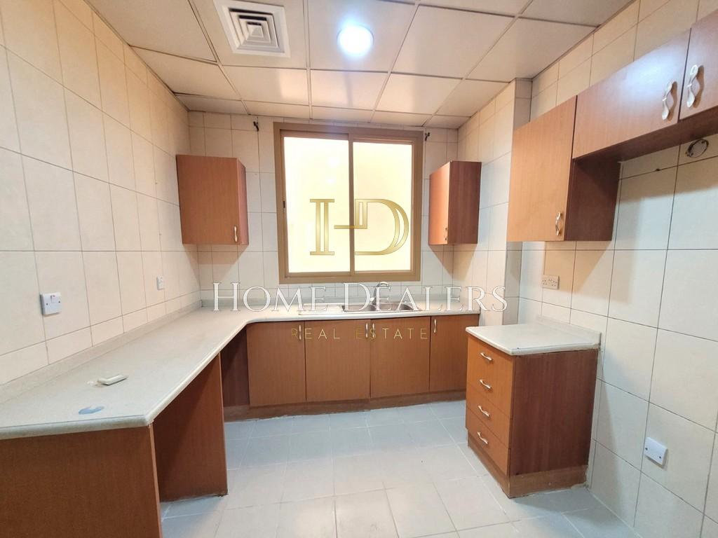 Affordable 3BR Unfurnished Apartment in Al Sadd - Apartment in Al Sadd Road