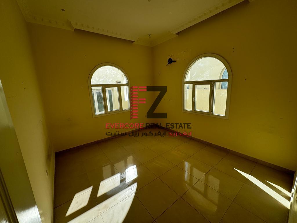 Spacious 10 BR villa for Family/Ladies Staff - Villa in Al Rayyan