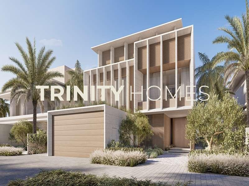 Island Living / Beachfront Location/ Luxury Villa