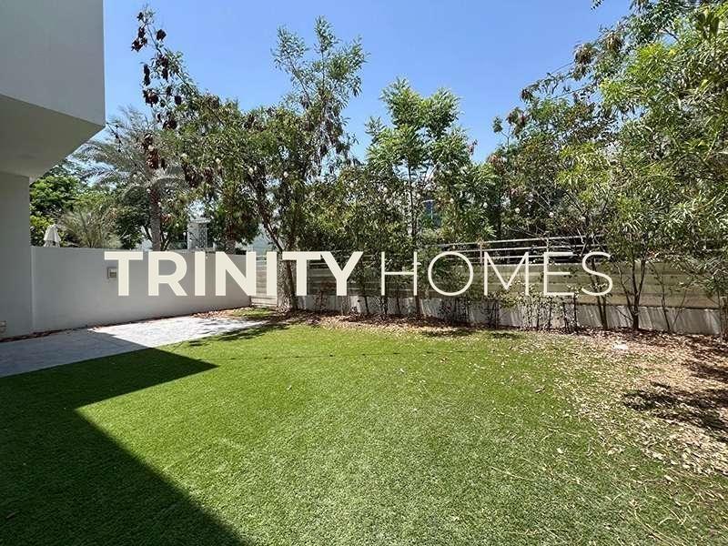 Semi Upgraded| Vacant on Transfer| Well Maintained