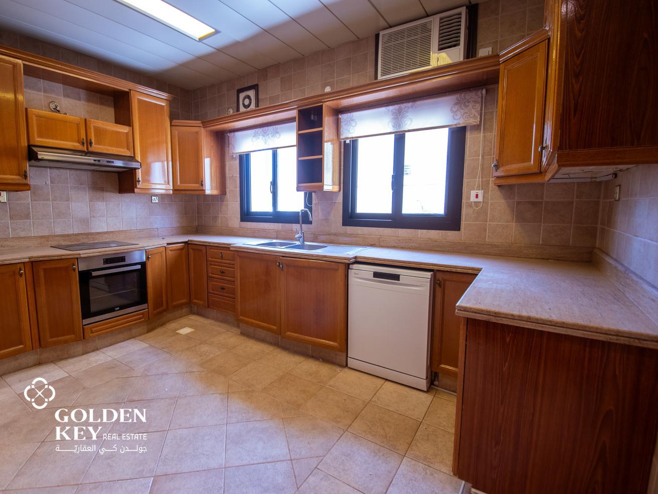 Semi Furnished 4BR+Maid ✅ Large Layout ✅ Bin Omran