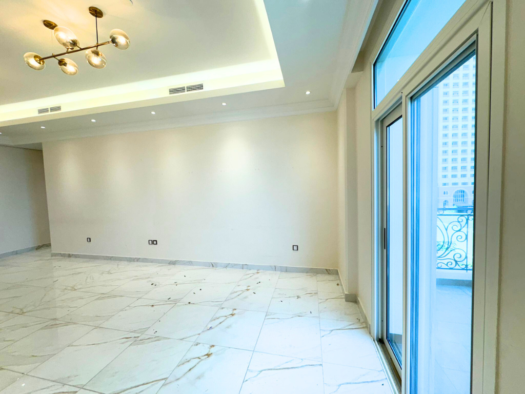 Luxurious 3BR|Seaview | Large Layout |Prime Location