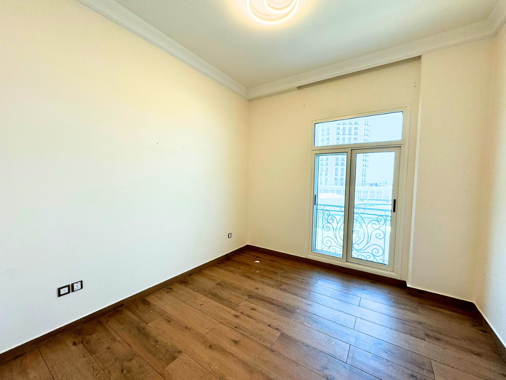 Luxurious 3BR|Seaview | Large Layout |Prime Location